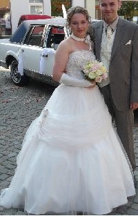 # 2417 - HOCHZEITSKLEID FÜR TRAUMHOCHZEIT