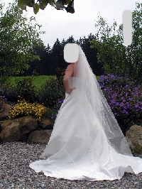 # 2608 - Märchenhaftes Brautkleid der Marke Sposa Toscana Gr. 38 S/M