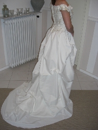 # 2625 - Brautkleid von Matrimonia, Paris (creme)